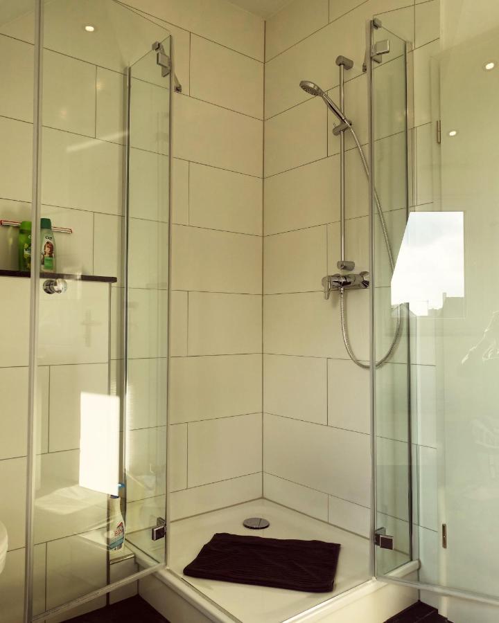 Frankes City Sleep Apartment, 6 Einzelbetten Фельберт Екстер'єр фото